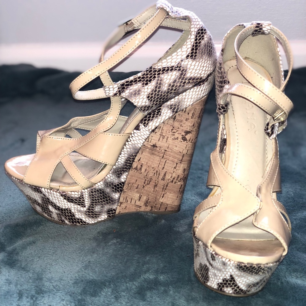 Wedges - Picture 2 of 7